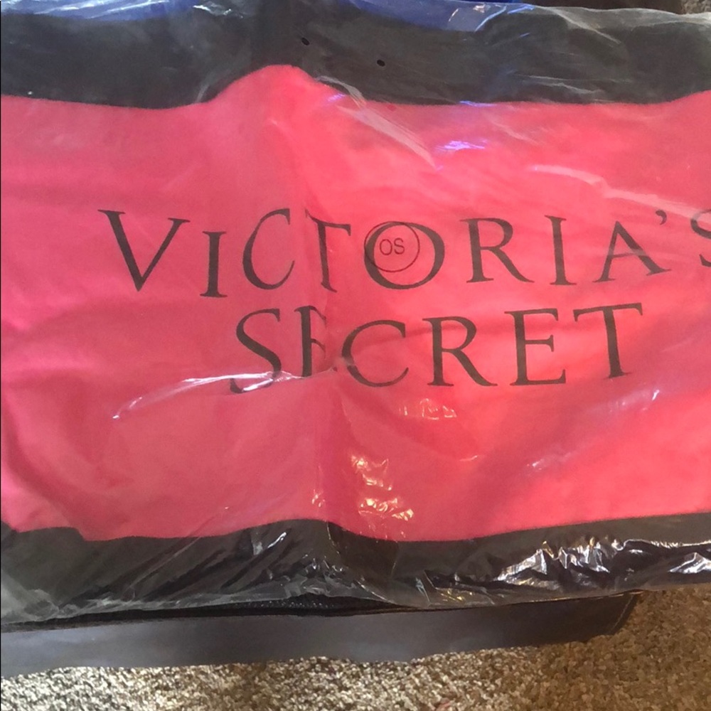 New in bag Victoria’s Secret tote